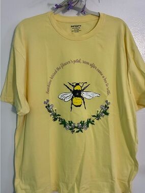 NFINITY Yellow Bee & Floral Wreath Graphic Short Sleeve Tee